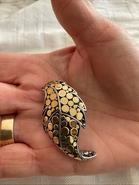 John Hardy two-tone pendant from the Dot Collection 18K and silver